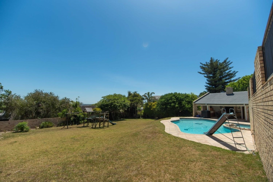 6 Bedroom Property for Sale in Walmer Heights Eastern Cape
